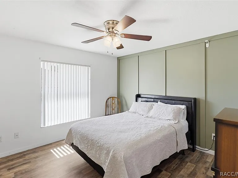 3220 E Rogers St — Photo 18