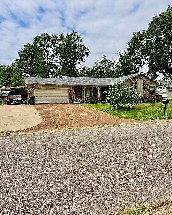 1st image of 111 Western Hills Dr