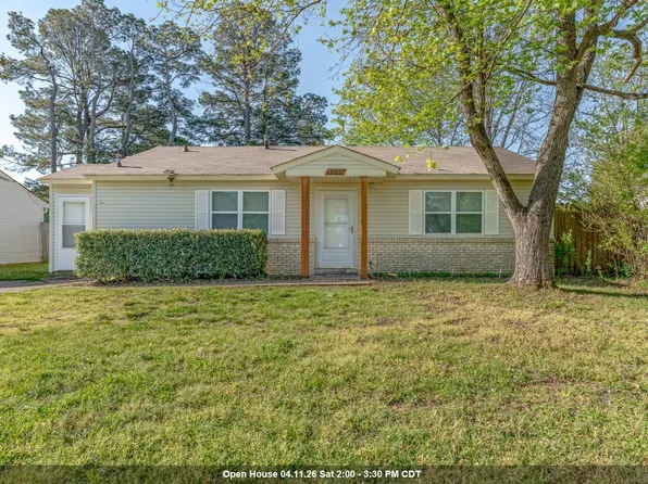 3305 Fairview Dr, Jonesboro, AR 72401