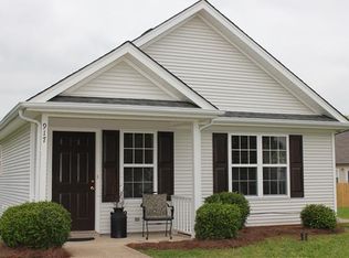 917 Red Feather Trl, Murfreesboro, TN 37128