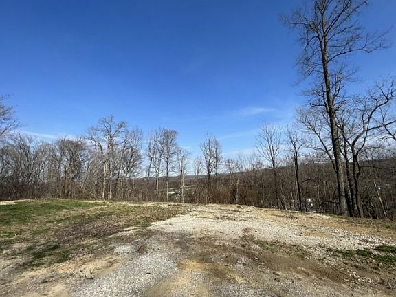 4th image of 146 Highland Dr