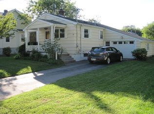 35 Bonnybank Ter, South Portland, ME 04106