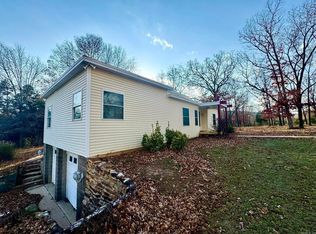 318 S Riggsville Dr, Mountain View, AR 72560