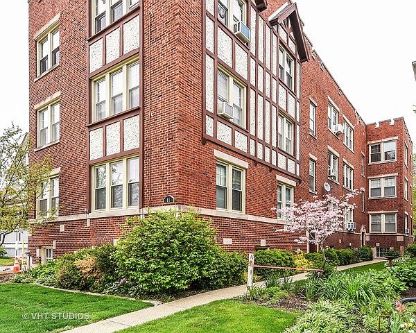 1st image of 11 6th Ave APT 3b