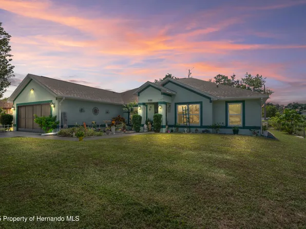 9086 Manchester St, Spring Hill, FL 34606