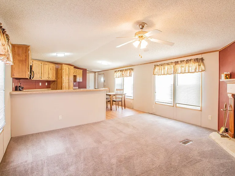 2311 FM 1294 — Photo 6