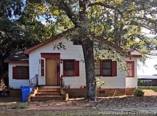 110 Brookwood Ave, Fayetteville, NC 28301