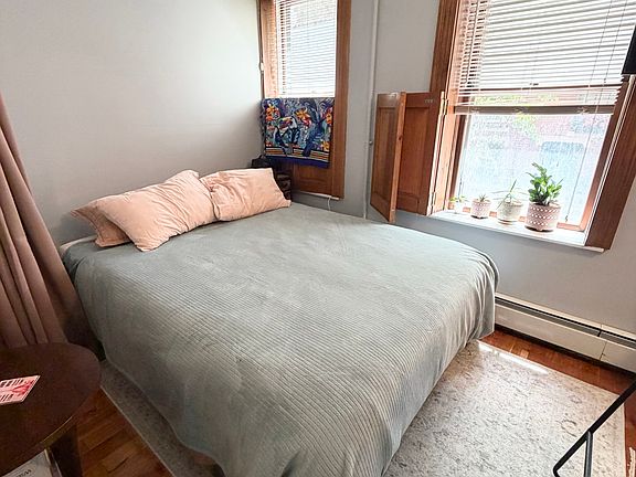 3rd image of 59 Myrtle St APT 1