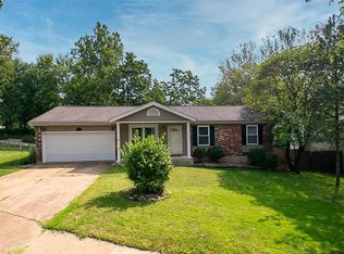7010 Grassy Valley Dr, Saint Louis, MO 63129