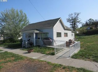 624 SW 1st St, Pendleton, OR 97801