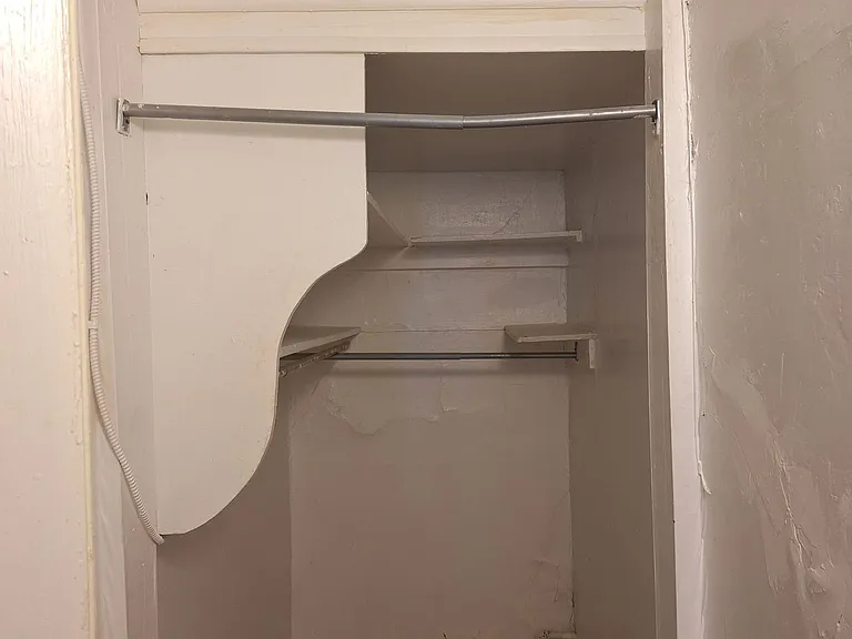 Lenox Apartments — Photo 20