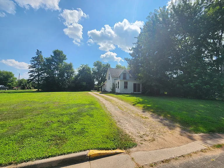 7471 Birch St W — Photo 9