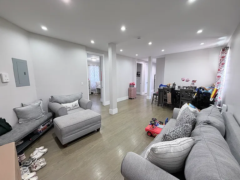 1552 President St #6C — Photo 5