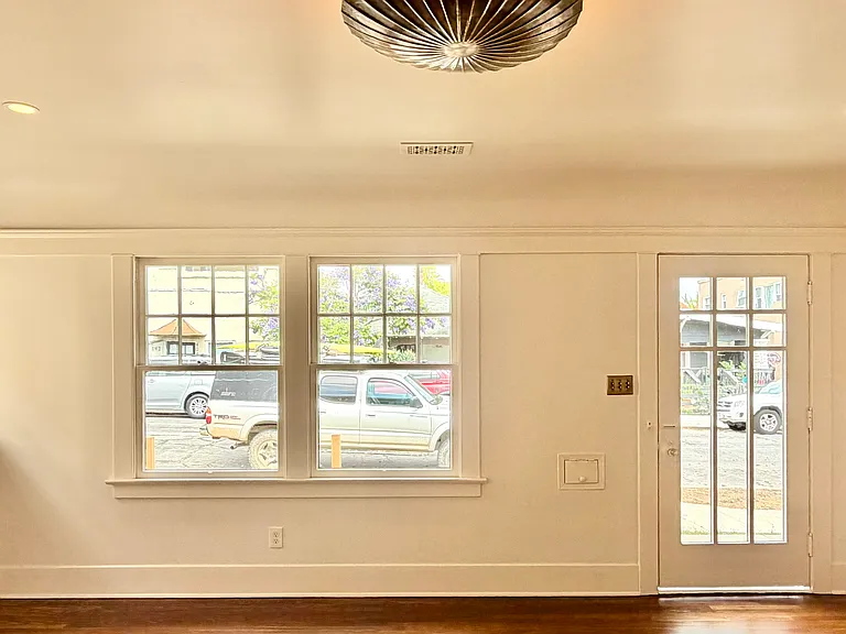 4078 Stephens St — Photo 3