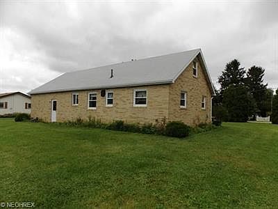 2nd image of 7640 Lakefield St