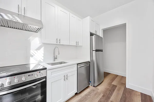 Rented by Kole Group | media 22