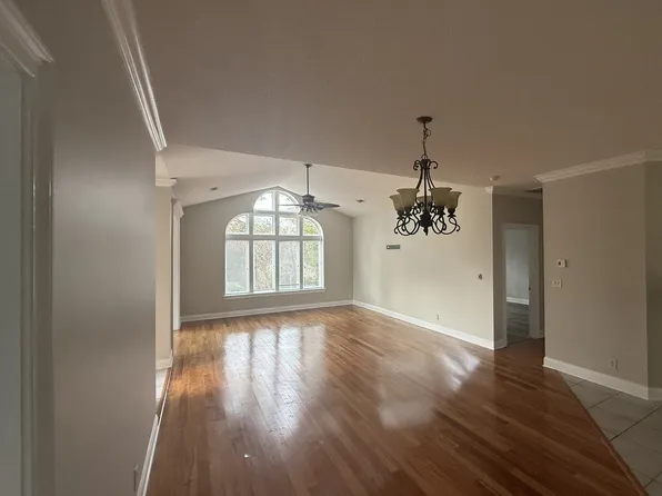 1482 Saint Thomas Cir, Myrtle Beach, SC 29577