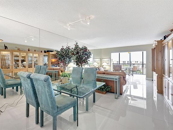 4th image of 2334 S Cypress Bend Dr APT 908