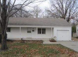 6420 W 82nd St, Overland Park, KS 66204