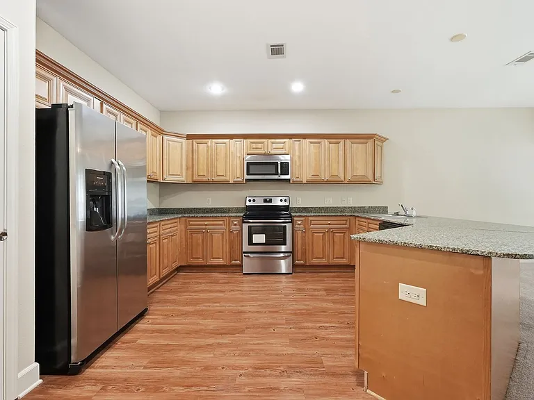 503 Arbor Lake Dr — Photo 5
