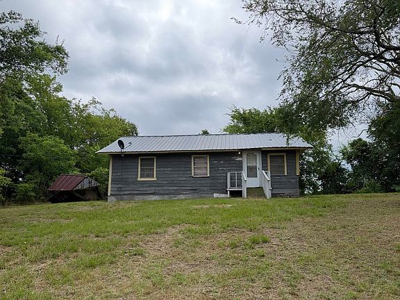 3rd image of 7059 County Road 246 S
