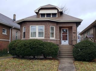 3740 Clinton Ave, Berwyn, IL 60402