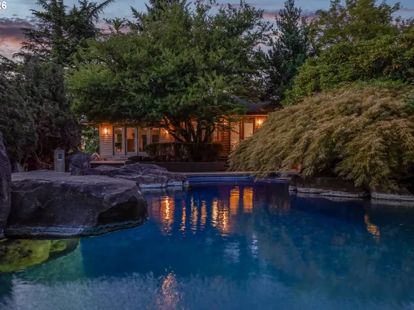 17849 Upper Cherry Ln, Lake Oswego, OR 97034