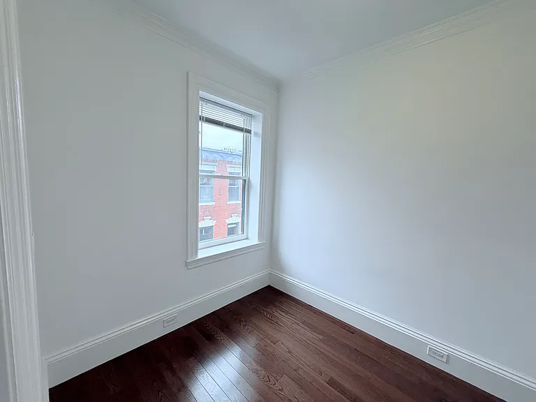 98 Myrtle St #5 — Photo 7