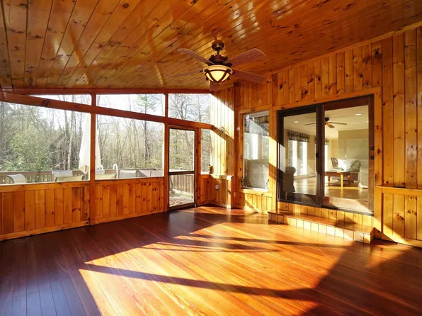 455 Francestown Road, New Boston, NH 03070