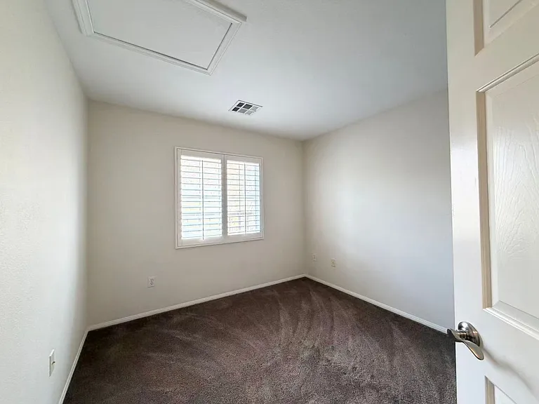 11257 Playa Caribe Ave — Photo 17