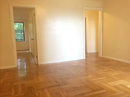 Rented by 4 Points Properties | media 31