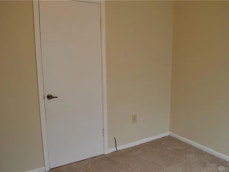 1217 Robbins Run Ct — Photo 19