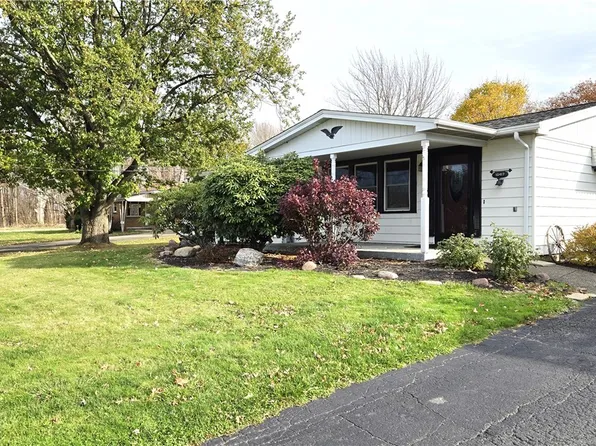 10417 High St, North Collins, NY 14111