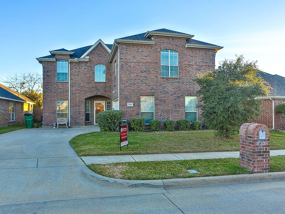 1st image of 306 Briar Cove Cir