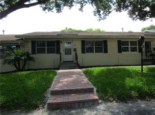 350 Liberty Ave APT 17, Mount Dora, FL 32757