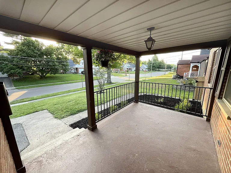 8380 Wicklow Ave — Photo 31