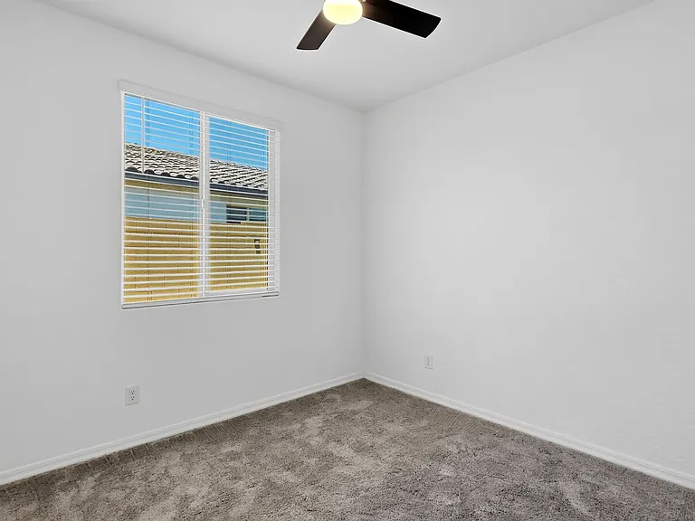 15650 W Morning Glory St — Photo 33