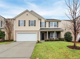 1065 Regal Manor Ln, Fort Mill, SC 29715
