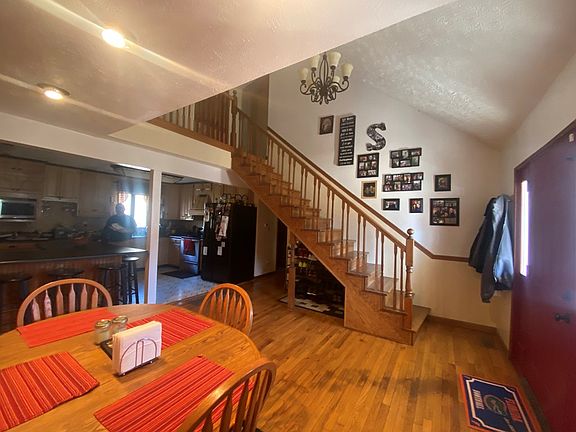 5th image of 51 Wallen Dr