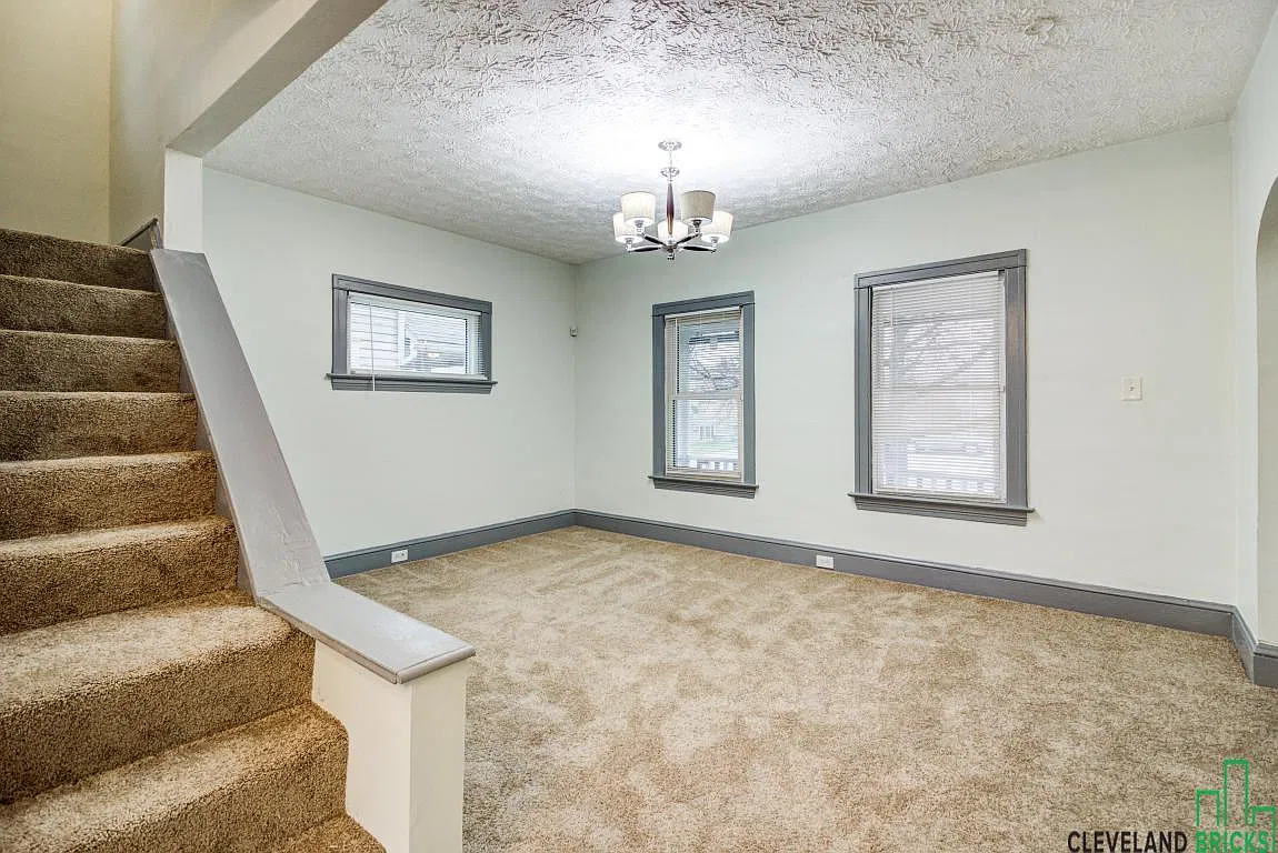 2 bed, 1.5 bath, 1190 sqft, $1,500 — Photo 4