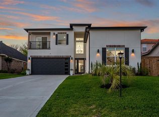 57 Waterford Way, Montgomery, TX 77356