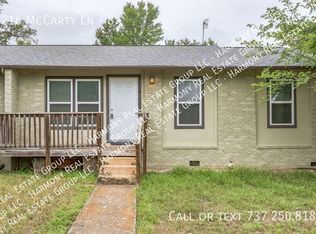 5216 McCarty Ln APT 8, Austin, TX 78749