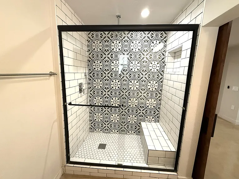 426 S Stratford Dr — Photo 14