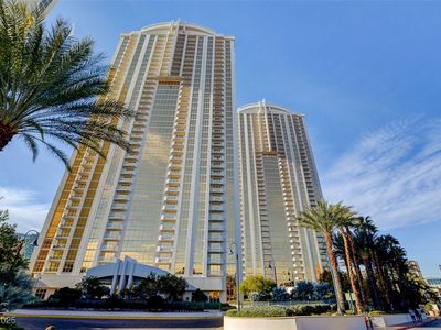 145 E Harmon Ave #1802, Las Vegas, NV, 89109