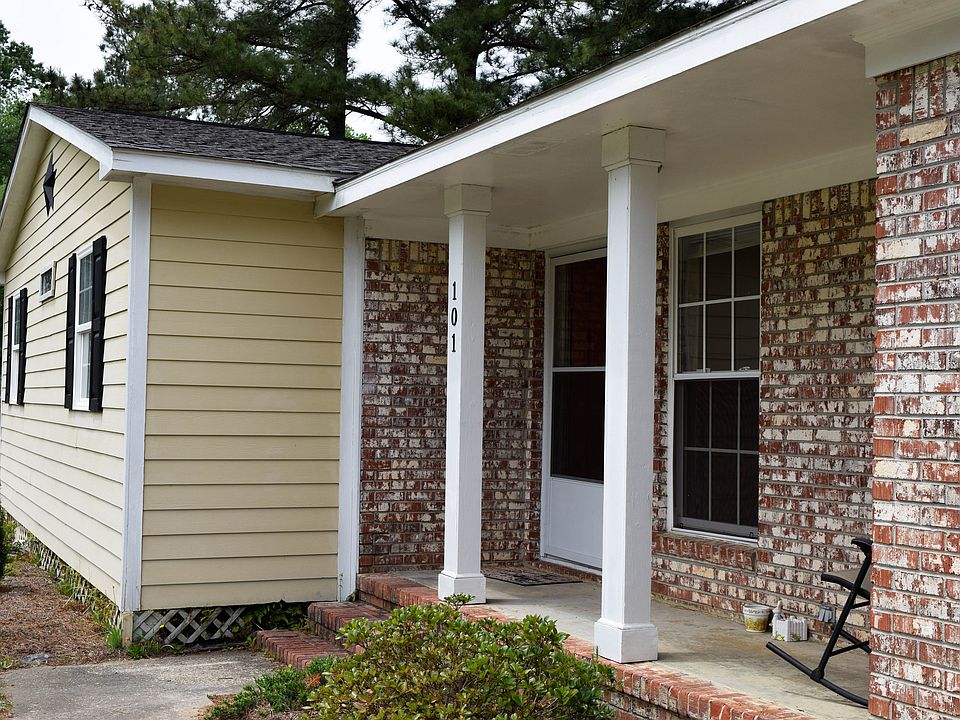 2nd image of 101 Quail Dr