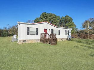 1105 Peacock St, Manning, SC 29102