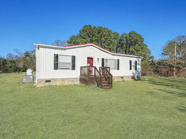 1105 Peacock St, Manning, SC 29102