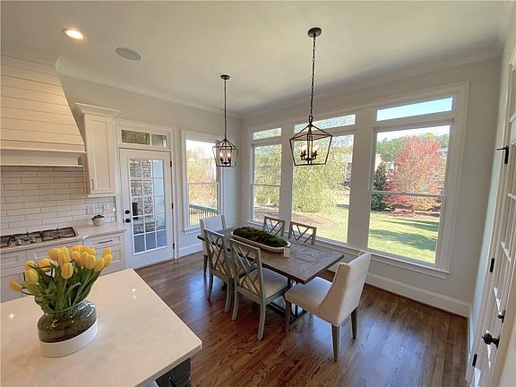 5th image of 312 Battlefield Creek Dr