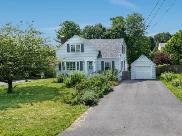 134 Edwards Street, Portland, ME 04102