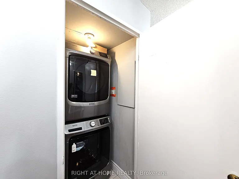 300 Alton Towers Cir #901 — Photo 14